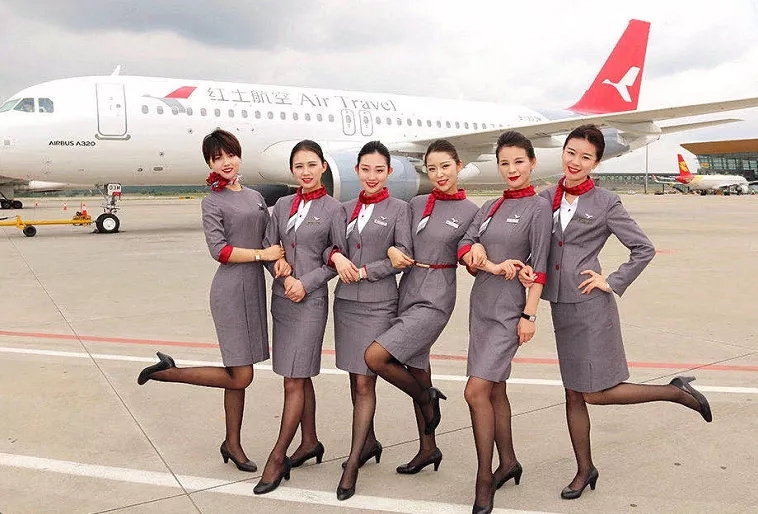 7月2日上午,湖南红土航空股份有限公司正式挂牌落户长沙临空经济