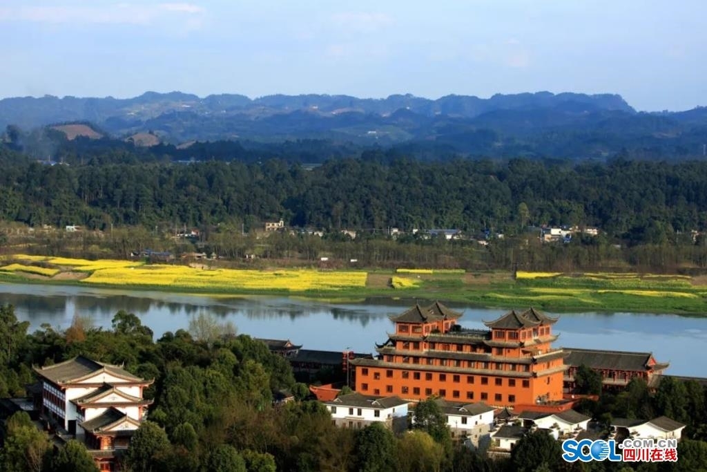 江湾神木园景区位于青神县城外南街岷江河畔,融生态园林观光,旅游